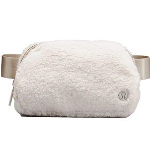 Lululemon Unisex Zip Fleece Everywhere Black Crossbody Belt Bag Light